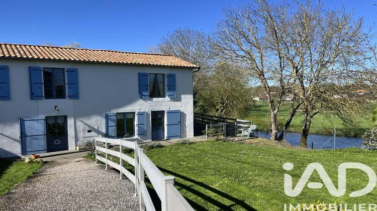 Ma-Cabane - Vente Maison Sanxay, 182 m²