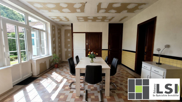 Ma-Cabane - Vente Maison Sassegnies, 200 m²