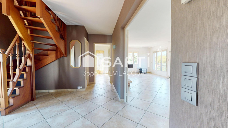 Ma-Cabane - Vente Maison Sathonay-Village, 210 m²
