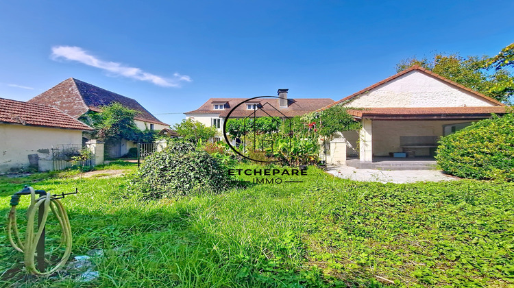 Ma-Cabane - Vente Maison Sauveterre-de-Béarn, 213 m²