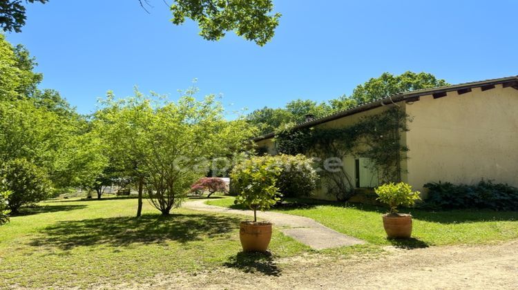 Ma-Cabane - Vente Maison SAUVETERRE DE GUYENNE, 310 m²