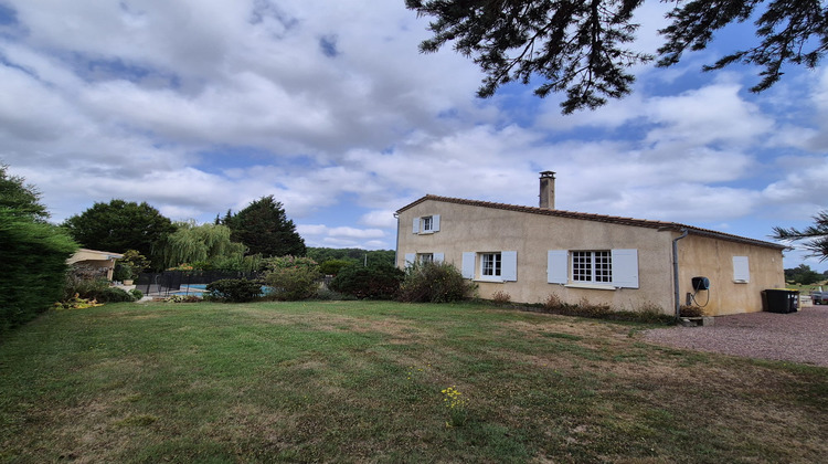 Ma-Cabane - Vente Maison Sauveterre-de-Guyenne, 174 m²