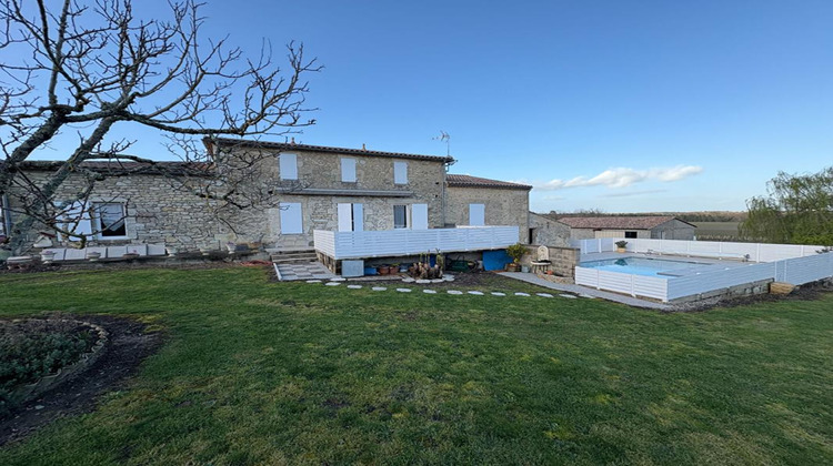 Ma-Cabane - Vente Maison SAUVETERRE DE GUYENNE, 225 m²