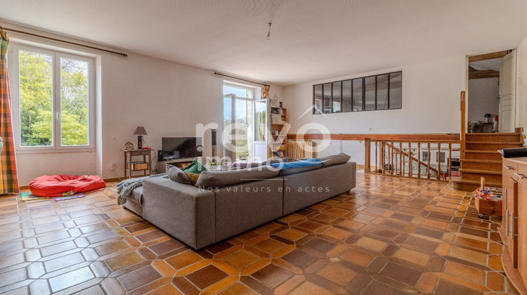 Ma-Cabane - Vente Maison SAUVETERRE DE GUYENNE, 215 m²