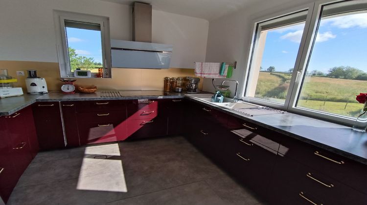 Ma-Cabane - Vente Maison Sauveterre-de-Rouergue, 114 m²