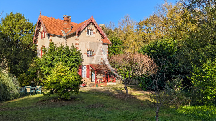 Ma-Cabane - Vente Maison SAUVETERRE-LA-LEMANCE, 263 m²