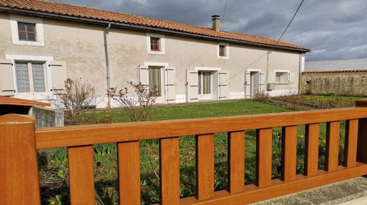 Ma-Cabane - Vente Maison Sauzé-Vaussais, 105 m²