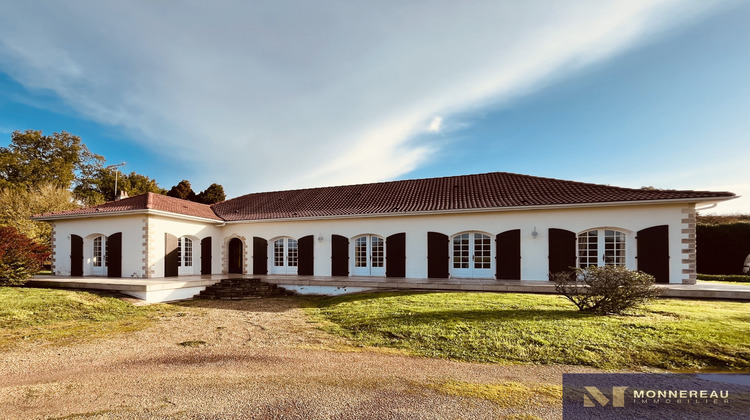 Ma-Cabane - Vente Maison Sauzé-Vaussais, 254 m²