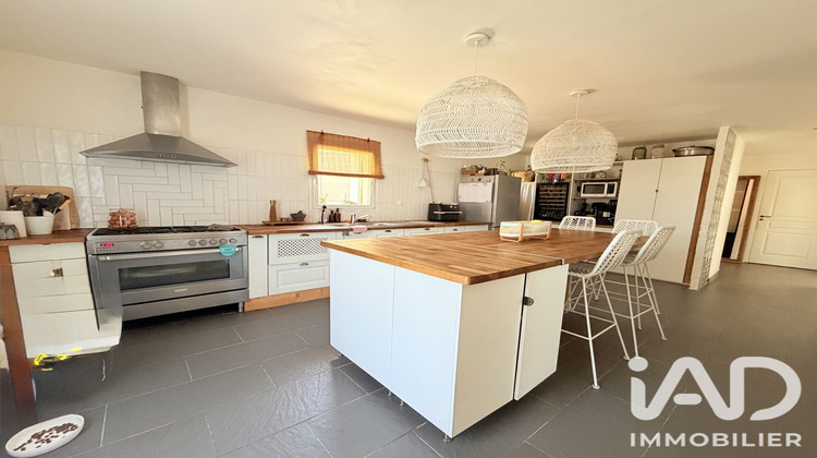 Ma-Cabane - Vente Maison Savas-Mépin, 220 m²