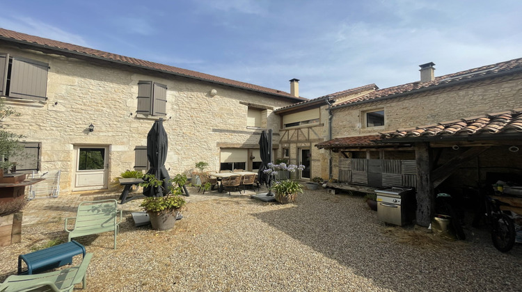 Ma-Cabane - Vente Maison Savignac-les-Églises, 336 m²