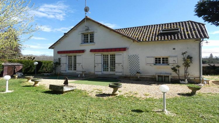 Ma-Cabane - Vente Maison SAVIGNAC LES EGLISES, 150 m²