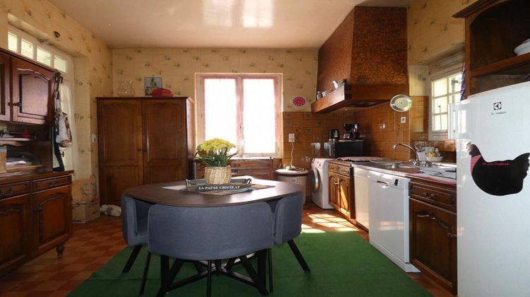 Ma-Cabane - Vente Maison SAVIGNAC LES EGLISES, 150 m²