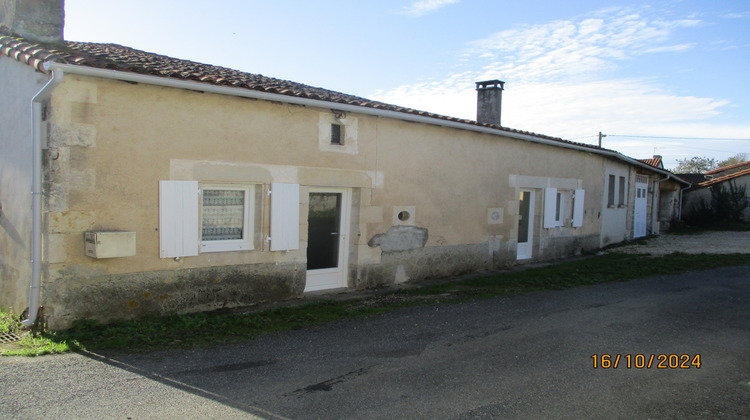 Ma-Cabane - Vente Maison Savigné, 56 m²