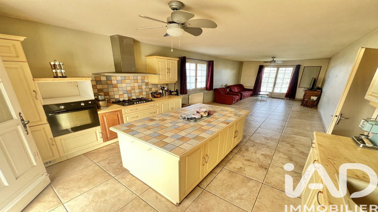 Ma-Cabane - Vente Maison Savigné, 130 m²