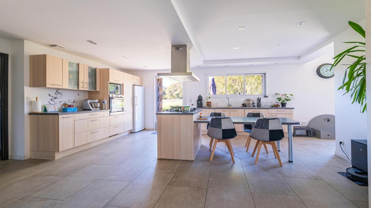 Ma-Cabane - Vente Maison SAVIGNE L EVEQUE, 224 m²