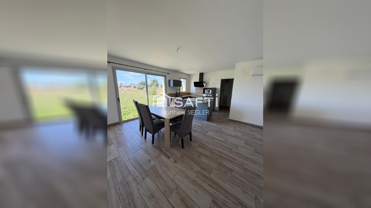 Ma-Cabane - Vente Maison Savigne-sur-Lathan, 84 m²