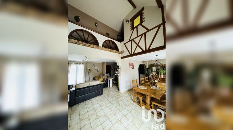 Ma-Cabane - Vente Maison Savigny-le-Temple, 123 m²