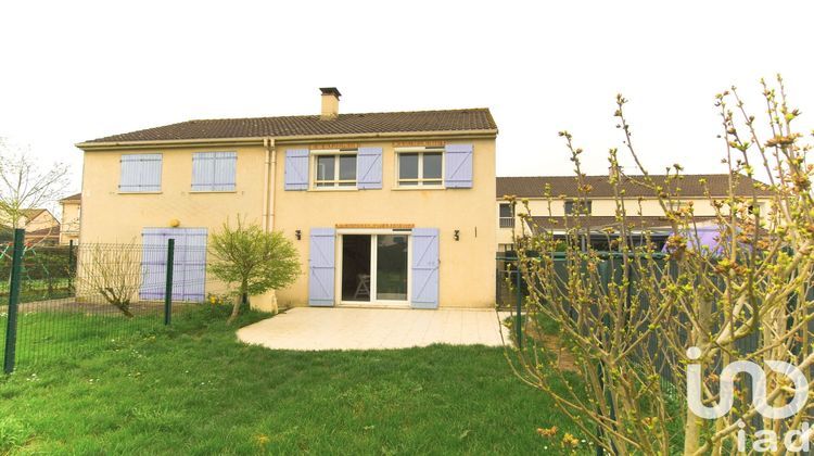 Ma-Cabane - Vente Maison Savigny-le-Temple, 75 m²