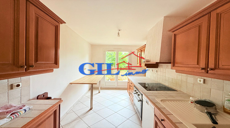 Ma-Cabane - Vente Maison SAVIGNY-LE-TEMPLE, 91 m²