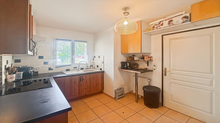 Ma-Cabane - Vente Maison SAVIGNY-LE-TEMPLE, 88 m²