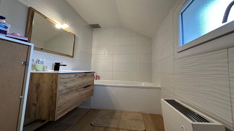 Ma-Cabane - Vente Maison SAVIGNY-LE-TEMPLE, 128 m²