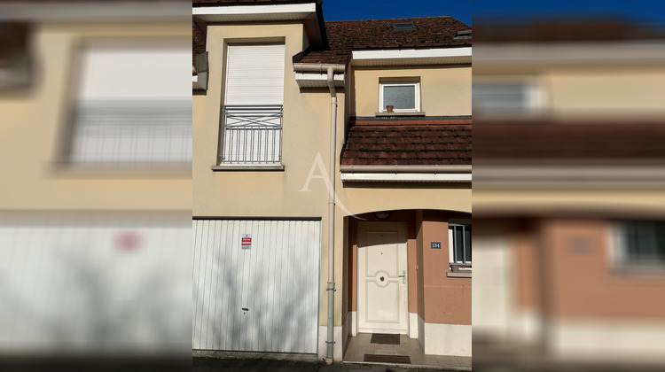 Ma-Cabane - Vente Maison SAVIGNY-LE-TEMPLE, 98 m²