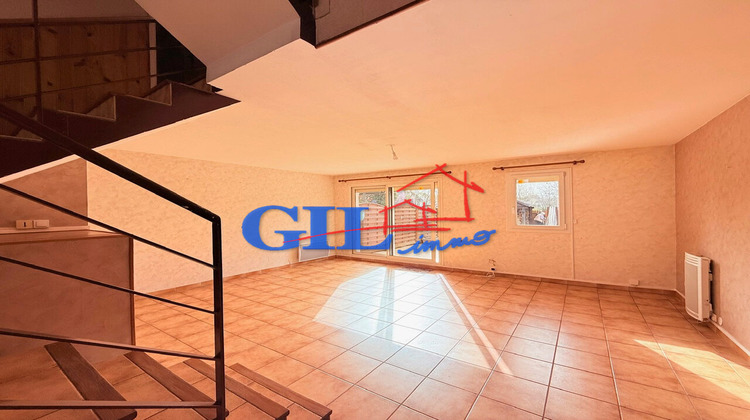 Ma-Cabane - Vente Maison SAVIGNY-LE-TEMPLE, 100 m²