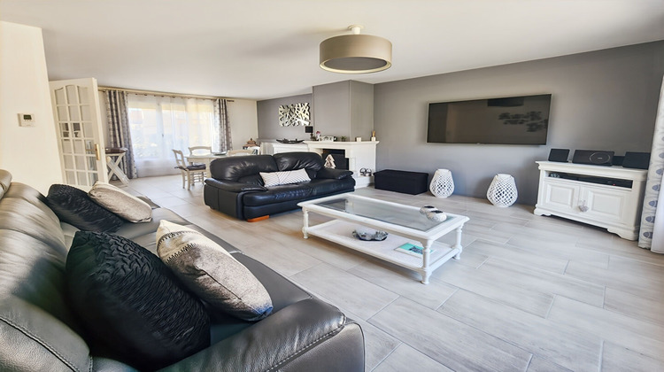 Ma-Cabane - Vente Maison SAVIGNY-LE-TEMPLE, 126 m²