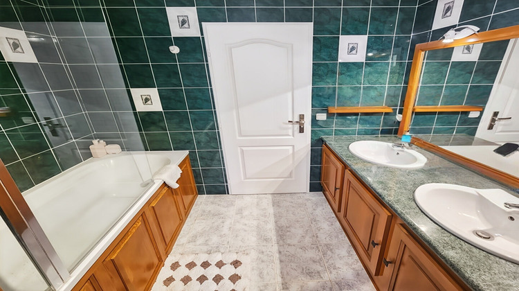 Ma-Cabane - Vente Maison SAVIGNY-LE-TEMPLE, 126 m²