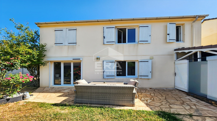 Ma-Cabane - Vente Maison SAVIGNY-LE-TEMPLE, 102 m²