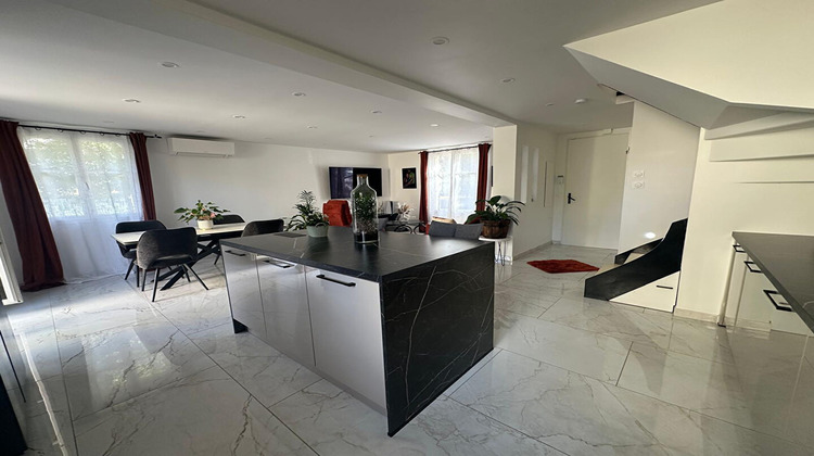 Ma-Cabane - Vente Maison SAVIGNY-LE-TEMPLE, 98 m²