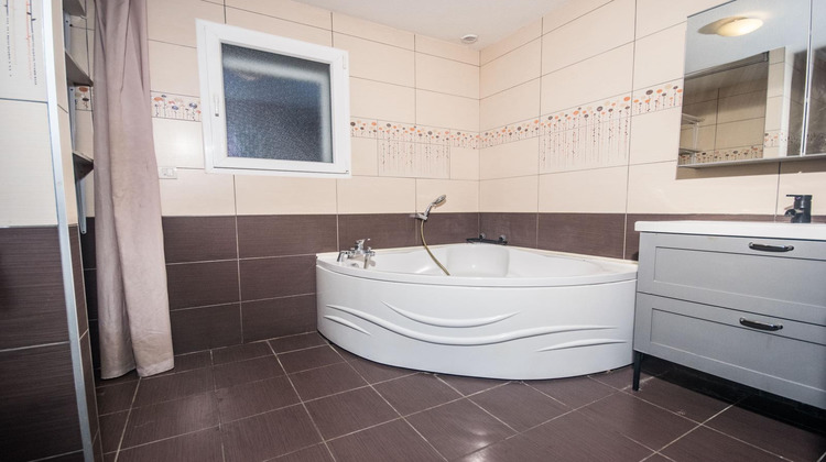 Ma-Cabane - Vente Maison SCIONZIER, 105 m²