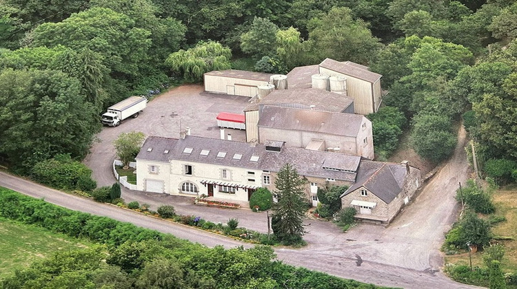 Ma-Cabane - Vente Maison SEGLIEN, 183 m²