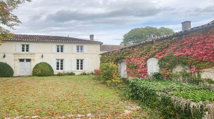 Ma-Cabane - Vente Maison Segonzac, 300 m²