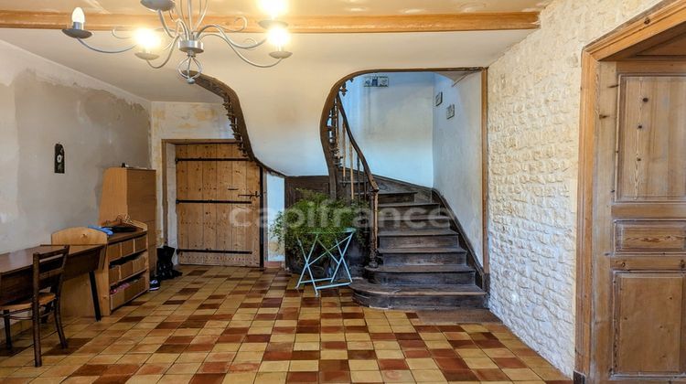 Ma-Cabane - Vente Maison SEGONZAC, 244 m²