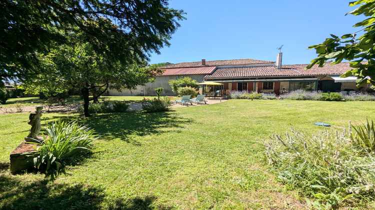 Ma-Cabane - Vente Maison SEGONZAC, 224 m²