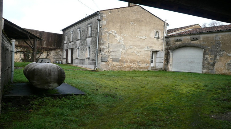 Ma-Cabane - Vente Maison SEGONZAC, 122 m²
