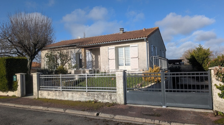 Ma-Cabane - Vente Maison SEGONZAC, 101 m²