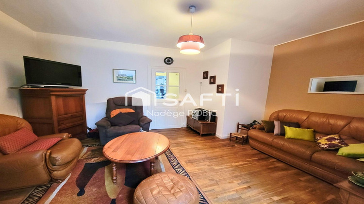 Ma-Cabane - Vente Maison Seiches-sur-le-Loir, 111 m²