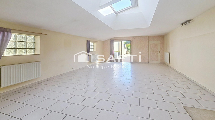 Ma-Cabane - Vente Maison Seiches-sur-le-Loir, 111 m²