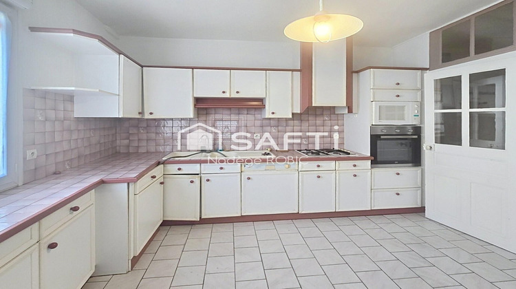 Ma-Cabane - Vente Maison Seiches-sur-le-Loir, 111 m²