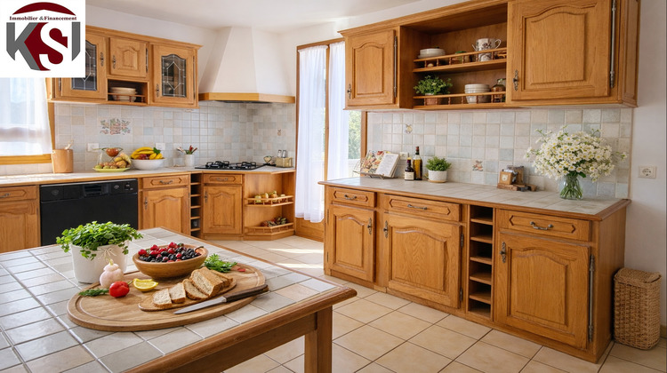 Ma-Cabane - Vente Maison SEILLONS-SOURCE-D'ARGENS, 110 m²