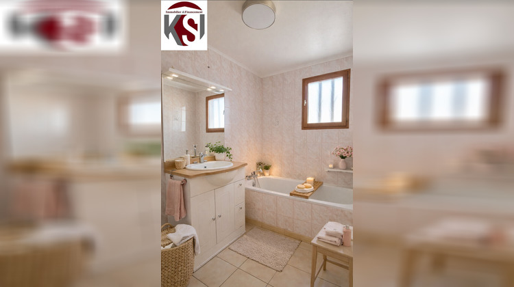 Ma-Cabane - Vente Maison SEILLONS-SOURCE-D'ARGENS, 110 m²