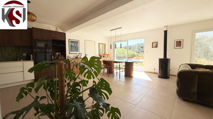 Ma-Cabane - Vente Maison SEILLONS-SOURCE-D'ARGENS, 104 m²
