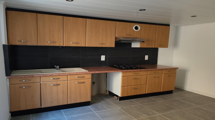 Ma-Cabane - Vente Maison SEILLONS SOURCE D ARGENS, 107 m²