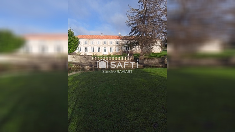 Ma-Cabane - Vente Maison Semoussac, 305 m²