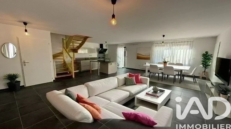 Ma-Cabane - Vente Maison Sernhac, 93 m²