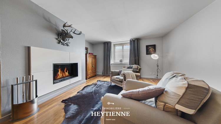Ma-Cabane - Vente Maison SERVIGNY-LES-SAINTE-BARBE, 373 m²