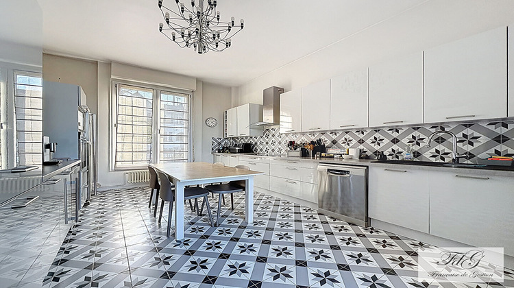 Ma-Cabane - Vente Maison SEVRES, 310 m²