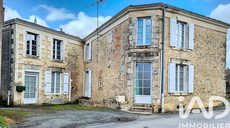 Ma-Cabane - Vente Maison Sigournais, 220 m²